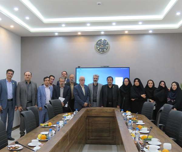 بازدید از صنایع فرنام الکترونیک