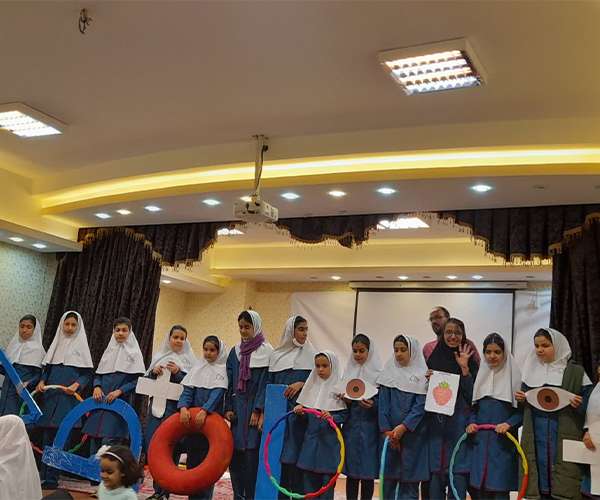 جشنواره دست های کوچک اندیشه های بزرگ