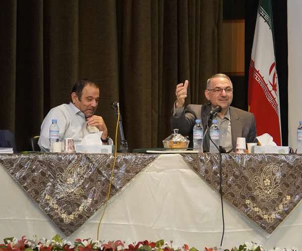 نشست کتابکاوی با حضور جناب آقای دکتر امانی تهرانی با موضوع کتاب «به سوی مدرسه فردا»