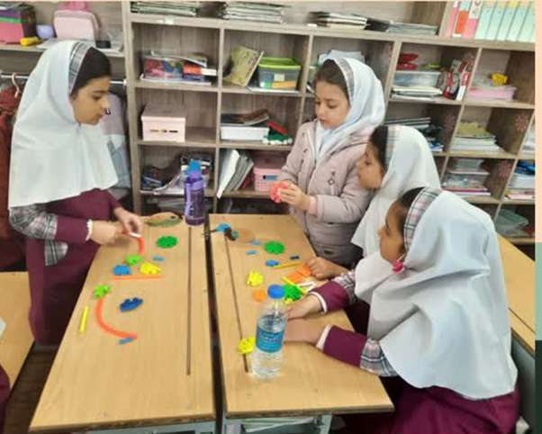 اجرای یک روز خلاق در مدارس