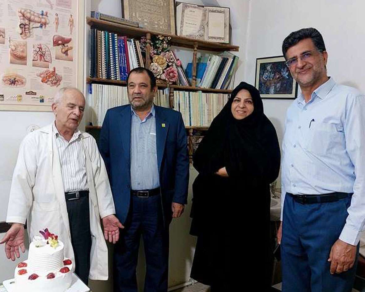 قدردانی از خیر مدرسه ساز (محمد رحیمیان)