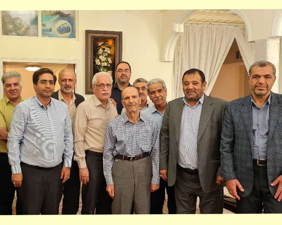 در محضر اساتید