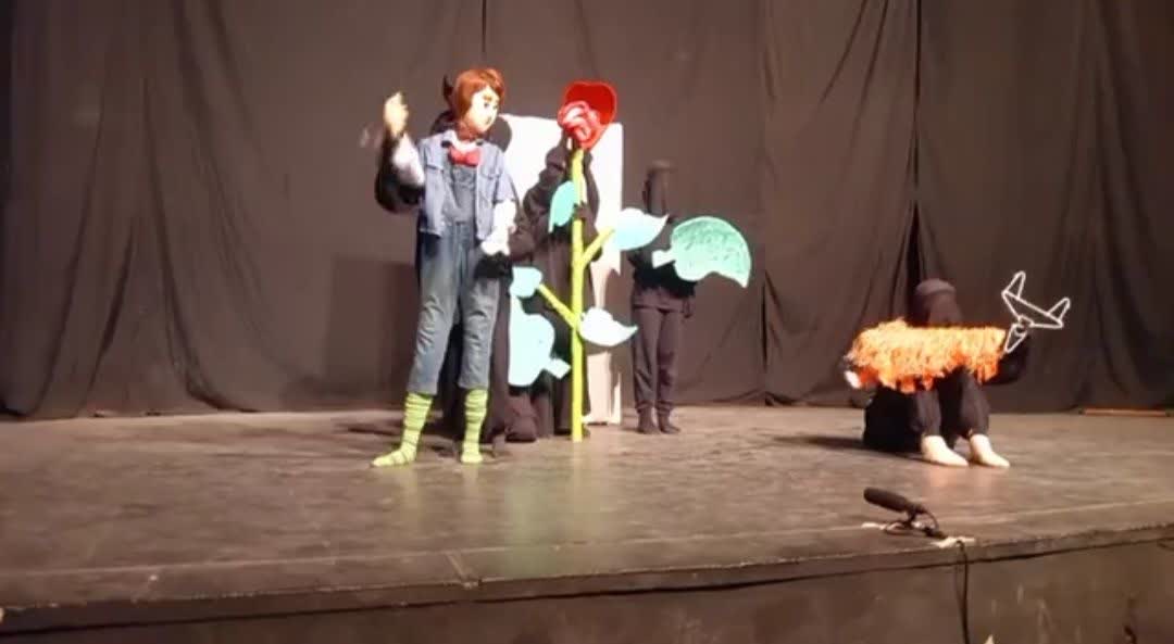 کسب مقام اول استانی گروه تئاتر عروسکی