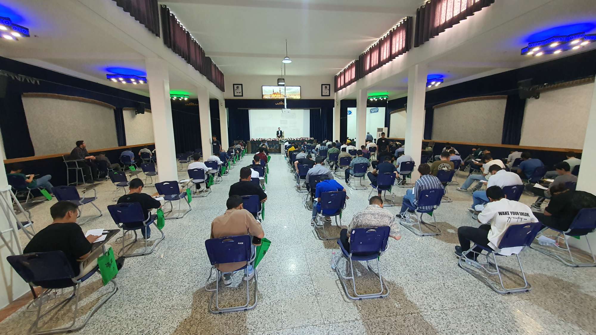 برگزاری پرشور آزمون ورودی مجتمع آموزشی حضرت جوادالائمه
