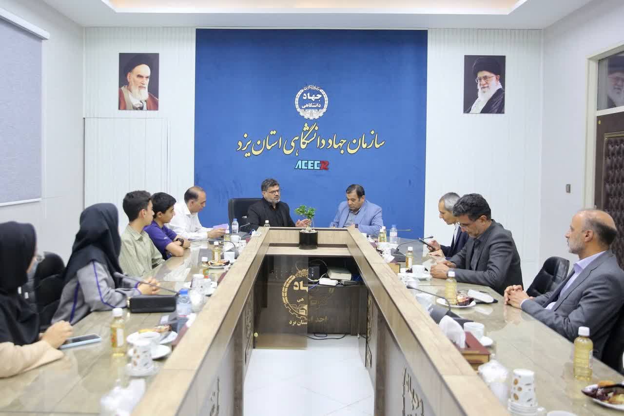 بازدید و امضای تفاهم نامه همکاری بین مجتمع آموزشی حضرت جوادالائمه (ع) و خبرگزاری های پانا و ایسنا