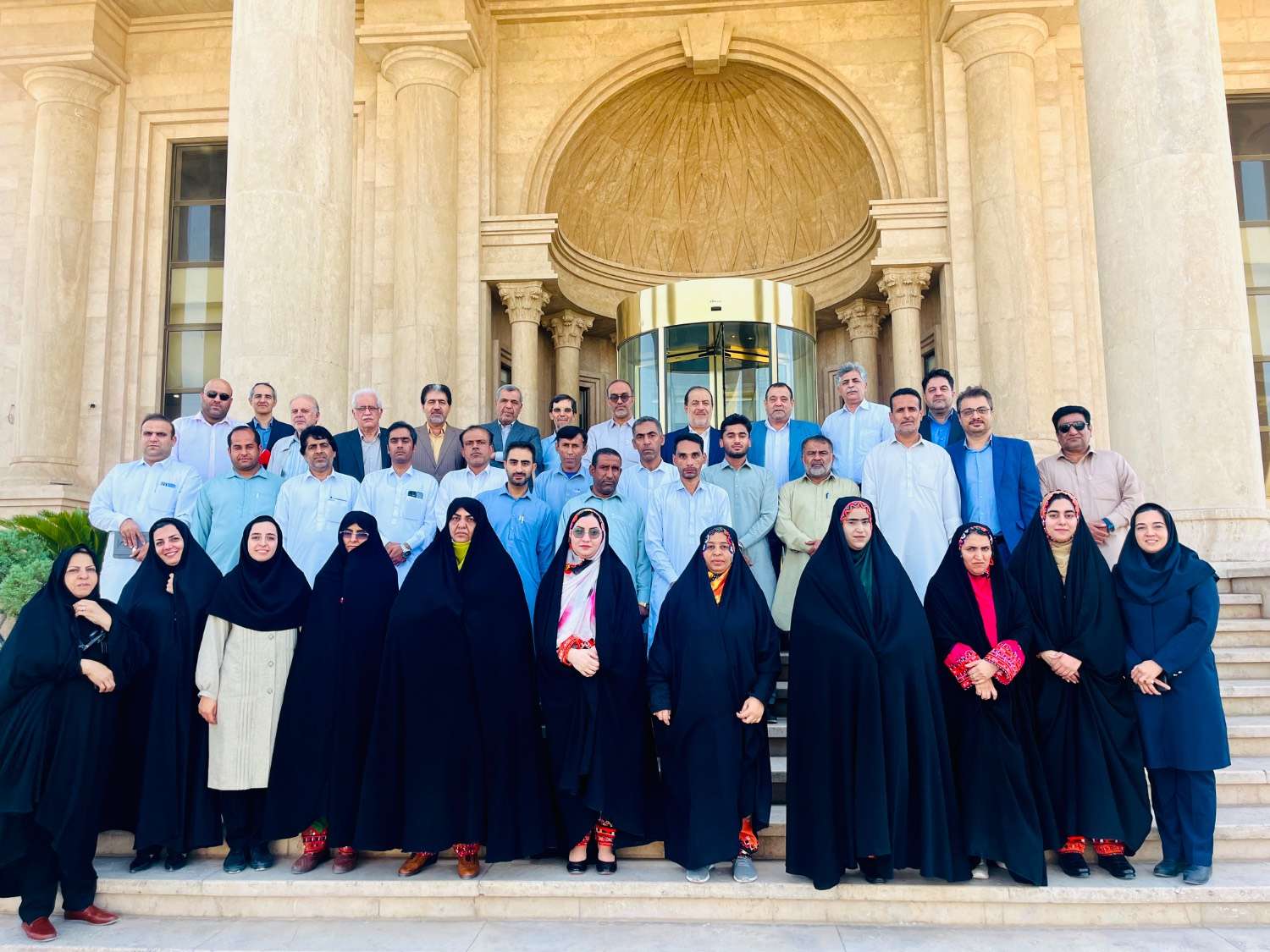 بازدید مدیران منطقه بنت سیستان و بلوچستان از مجتمع