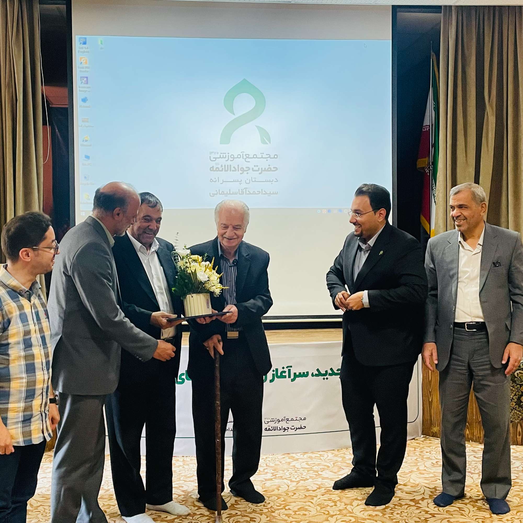 افتتاح کلاس خوشنویسی با نام استاد خط شهر کویری، استاد محمود حرازی یزدی