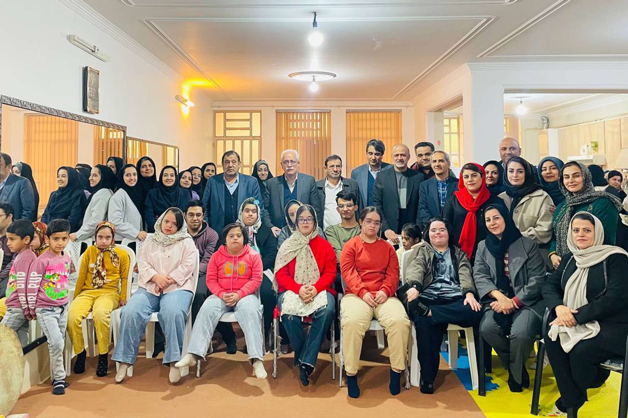 بازدید مجتمع از موسسه حامی کودکان دارای سندروم داون یزد